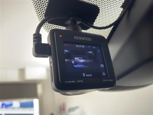 シエンタ ハイブリッド　ファンベースＧ　両側パワースライドドア　モデリスタエアロ　プリクラッシュセーフティ　レーンディパーチャーアラート　オートマチックハイビーム　クルーズコントロール　ドライブレコーダー　純正１５インチアルミホイール（29枚目）