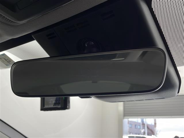 プリウス U TV バックカメラ 前後ドライブレコーダー ビルトインETC2.0 プリクラッシュセーフティ レーンディパチャーアラート ブラインドスポットモニター レーダークルーズコントロール ステアリングヒーター(34枚目)