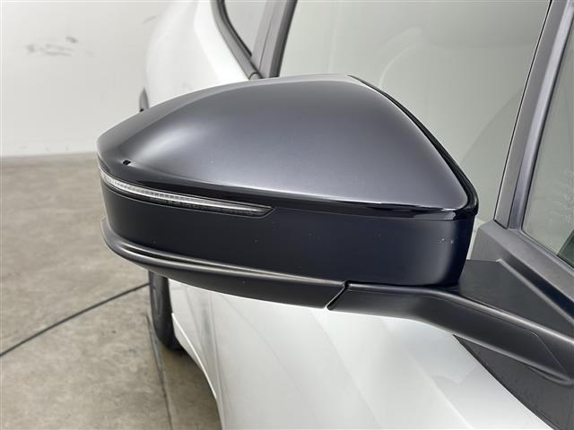 プリウス U TV バックカメラ 前後ドライブレコーダー ビルトインETC2.0 プリクラッシュセーフティ レーンディパチャーアラート ブラインドスポットモニター レーダークルーズコントロール ステアリングヒーター(40枚目)