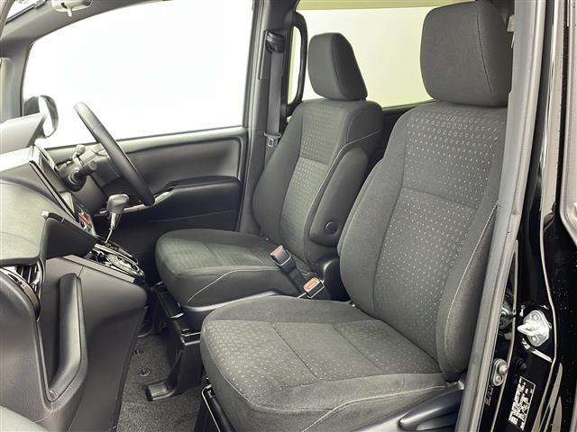 ノア Ｇ　ナビ　バックカメラ　ビルトインＥＴＣ　パワースライドドア　プリクラッシュセーフティ　レーンディパーチャーアラート　クルーズコントロール　アイドリングストップ　ドライブレコーダー　純正１５インチアルミ（14枚目）