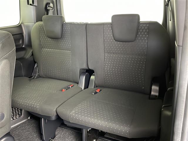 ノア Ｇ　ナビ　バックカメラ　ビルトインＥＴＣ　パワースライドドア　プリクラッシュセーフティ　レーンディパーチャーアラート　クルーズコントロール　アイドリングストップ　ドライブレコーダー　純正１５インチアルミ（17枚目）