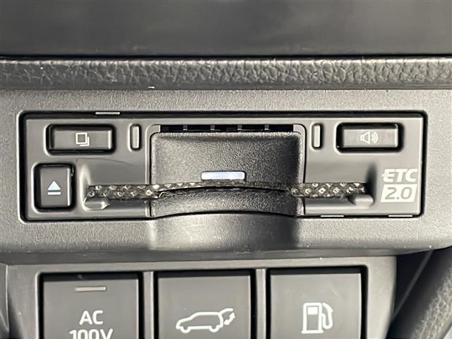 プリウス Z ナビ TV ETC パノラミックビューモニター デジタルインナーミラー プリクラッシュセーフティ レーンディパーチャーアラート ブラインドスポットモニター シートヒーター エアシート パワーシート(31枚目)