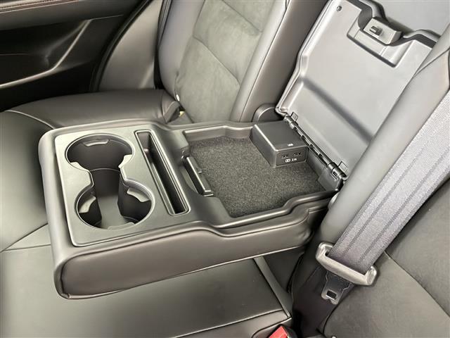 商談ルームにはキッズルームも完備しています☆お子様連れでもゆっくりとお車をお選びいただけます！