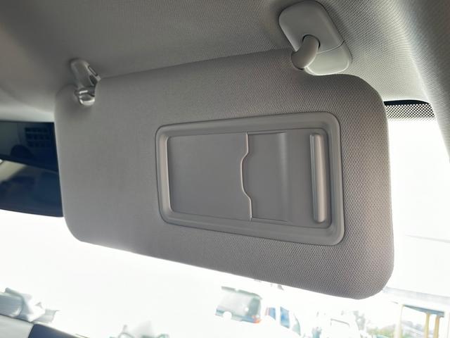 気になる車はすぐにお問い合わせください！画面右側の００６６から始まる無料ダイヤルからお問い合わせ下さい！専門スタッフがお車のご質問にお答えいたします！