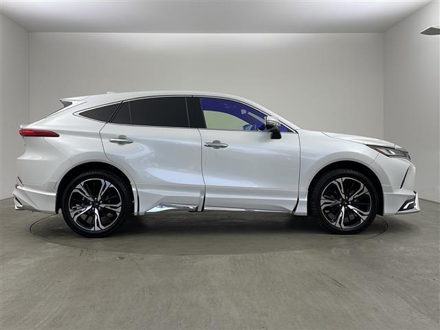 ハリアーハイブリッド Ｚ　レザーパッケージ　ワンオーナー車　純正ナビ　パノラミックビューモニター　トヨタセーフティセンス　パノラマルーフ　モデリスタエアロ　モデリスタアルミホイールタイヤ　ＪＢＬサウンド　純正デジタルインナーミラー　スペアキー（6枚目）