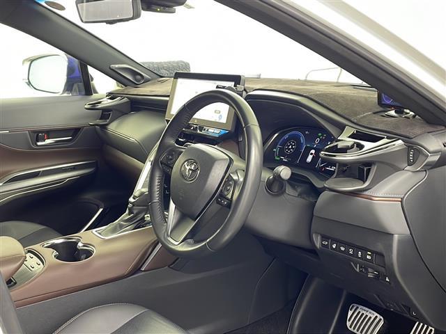 ハリアーハイブリッド Ｚ　レザーパッケージ　ワンオーナー車　純正ナビ　パノラミックビューモニター　トヨタセーフティセンス　パノラマルーフ　モデリスタエアロ　モデリスタアルミホイールタイヤ　ＪＢＬサウンド　純正デジタルインナーミラー　スペアキー（8枚目）