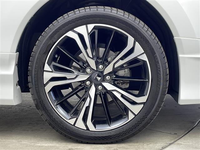 ハリアーハイブリッド Ｚ　レザーパッケージ　ワンオーナー車　純正ナビ　パノラミックビューモニター　トヨタセーフティセンス　パノラマルーフ　モデリスタエアロ　モデリスタアルミホイールタイヤ　ＪＢＬサウンド　純正デジタルインナーミラー　スペアキー（41枚目）