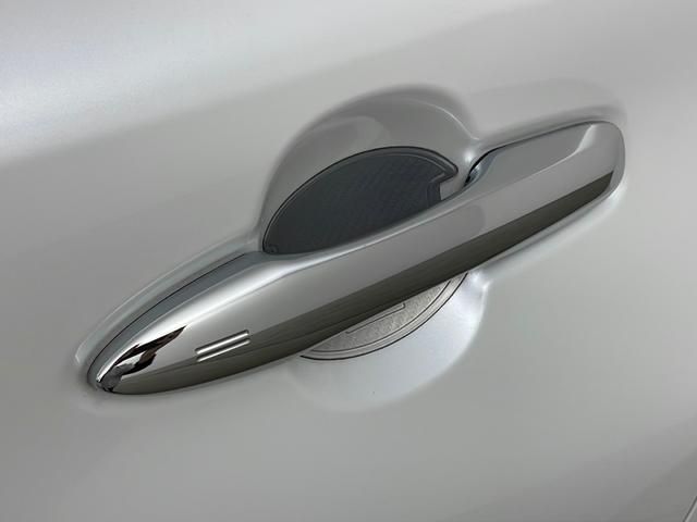 ハリアーハイブリッド Ｚ　レザーパッケージ　ワンオーナー車　純正ナビ　パノラミックビューモニター　トヨタセーフティセンス　パノラマルーフ　モデリスタエアロ　モデリスタアルミホイールタイヤ　ＪＢＬサウンド　純正デジタルインナーミラー　スペアキー（53枚目）