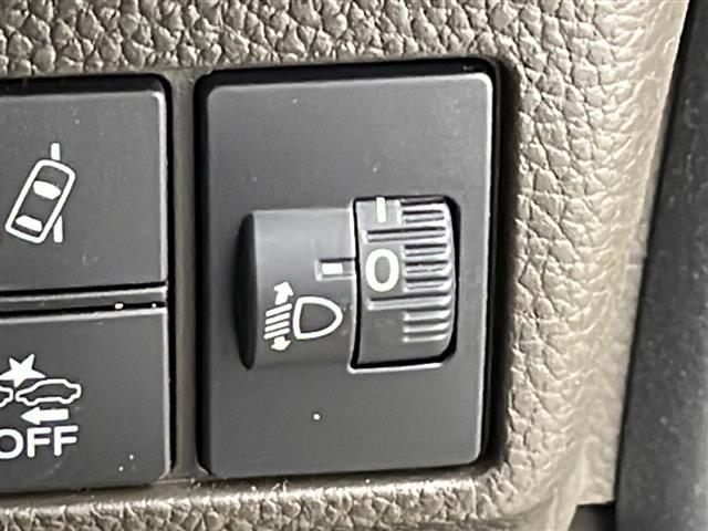 N-BOX L 社外ナビ TV バックカメラ ETC 衝突軽減ブレーキ レーンキープアシスト レーダークルーズコントロール 前席シートヒーター オートライト LEDヘッドライト クリアランスソナー スマートキー(33枚目)