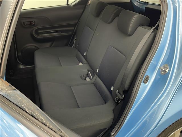 アクア Ｓ　純正７インチナビ　バックカメラ　横滑り防止装置　ステアリングスイッチ　純正フロアマット　防眩インナーミラー　ビルトインＥＴＣ　前後ドライブレコーダー　ドライブスタートコントロール　電動格納ミラー（15枚目）