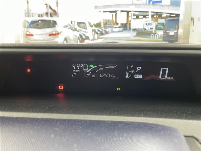 アクア Ｓ　純正７インチナビ　バックカメラ　横滑り防止装置　ステアリングスイッチ　純正フロアマット　防眩インナーミラー　ビルトインＥＴＣ　前後ドライブレコーダー　ドライブスタートコントロール　電動格納ミラー（20枚目）