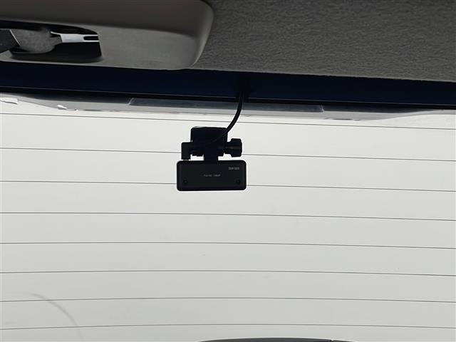 アクア Ｓ　純正７インチナビ　バックカメラ　横滑り防止装置　ステアリングスイッチ　純正フロアマット　防眩インナーミラー　ビルトインＥＴＣ　前後ドライブレコーダー　ドライブスタートコントロール　電動格納ミラー（35枚目）