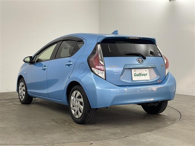 アクア Ｓ　純正７インチナビ　バックカメラ　横滑り防止装置　ステアリングスイッチ　純正フロアマット　防眩インナーミラー　ビルトインＥＴＣ　前後ドライブレコーダー　ドライブスタートコントロール　電動格納ミラー（43枚目）