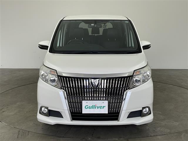 エスクァイア Gi ・純正9インチSDナビ&フルセグ&BT&DV・バックカメラ・両側パワースライドドア・ビルトインETC・社外前方ドライブレコーダー・合皮シート・前席シートヒーター・革巻きステアリング・オートハイビーム(4枚目)