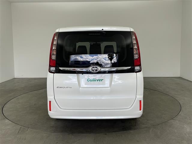 エスクァイア Gi ・純正9インチSDナビ&フルセグ&BT&DV・バックカメラ・両側パワースライドドア・ビルトインETC・社外前方ドライブレコーダー・合皮シート・前席シートヒーター・革巻きステアリング・オートハイビーム(5枚目)