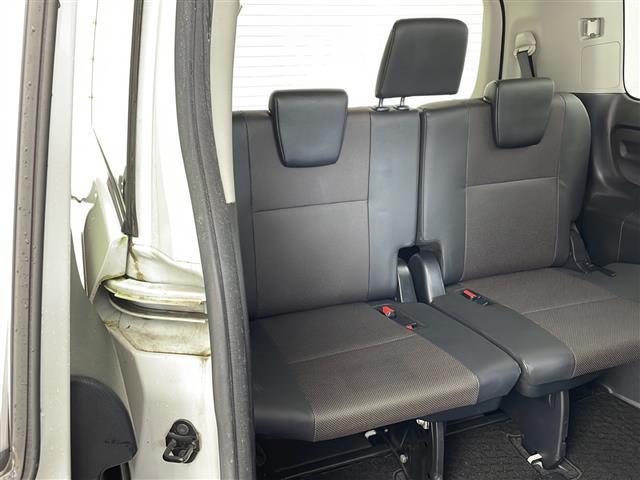 エスクァイア Gi ・純正9インチSDナビ&フルセグ&BT&DV・バックカメラ・両側パワースライドドア・ビルトインETC・社外前方ドライブレコーダー・合皮シート・前席シートヒーター・革巻きステアリング・オートハイビーム(12枚目)