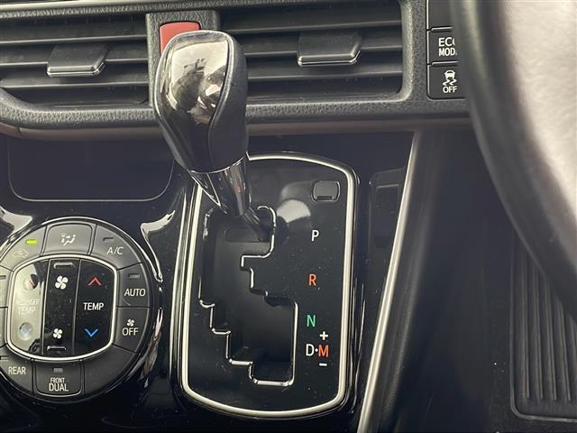 エスクァイア Gi ・純正9インチSDナビ&フルセグ&BT&DV・バックカメラ・両側パワースライドドア・ビルトインETC・社外前方ドライブレコーダー・合皮シート・前席シートヒーター・革巻きステアリング・オートハイビーム(25枚目)