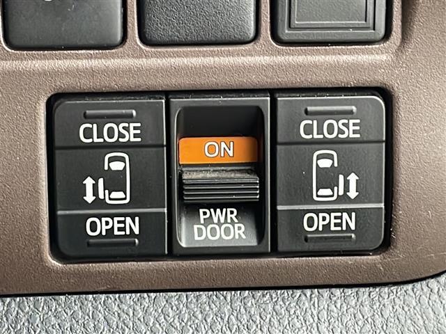 エスクァイア Gi ・純正9インチSDナビ&フルセグ&BT&DV・バックカメラ・両側パワースライドドア・ビルトインETC・社外前方ドライブレコーダー・合皮シート・前席シートヒーター・革巻きステアリング・オートハイビーム(31枚目)