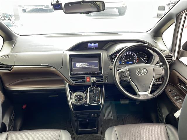 エスクァイア Gi ・純正9インチSDナビ&フルセグ&BT&DV・バックカメラ・両側パワースライドドア・ビルトインETC・社外前方ドライブレコーダー・合皮シート・前席シートヒーター・革巻きステアリング・オートハイビーム(42枚目)