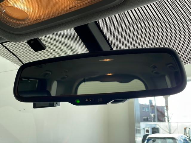 エスクァイア Gi ・純正9インチSDナビ&フルセグ&BT&DV・バックカメラ・両側パワースライドドア・ビルトインETC・社外前方ドライブレコーダー・合皮シート・前席シートヒーター・革巻きステアリング・オートハイビーム(68枚目)