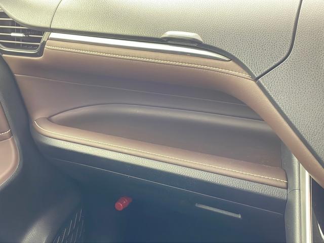 エスクァイア Gi ・純正9インチSDナビ&フルセグ&BT&DV・バックカメラ・両側パワースライドドア・ビルトインETC・社外前方ドライブレコーダー・合皮シート・前席シートヒーター・革巻きステアリング・オートハイビーム(73枚目)