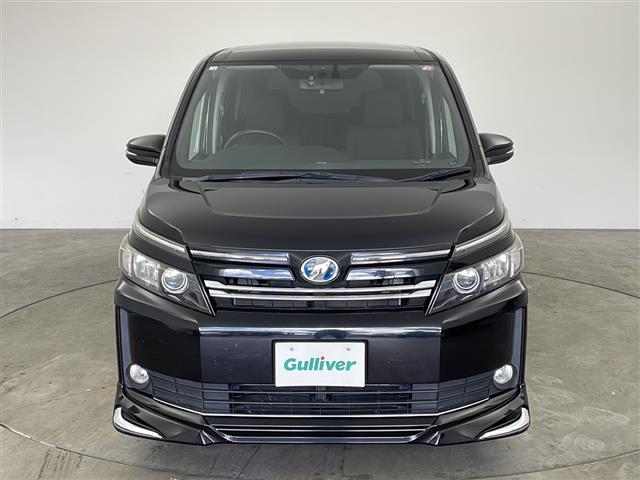 ヴォクシー ハイブリッドV ・寒冷地仕様・社外ナビ・社外フリップダウンモニター・フルセグ・両側パワースライドドア・社外前ドライブレコーダー・置くだけ充電・バックカメラ・LEDライト・ETC・DVD・社外エアロ・クルコン・フォグ(4枚目)