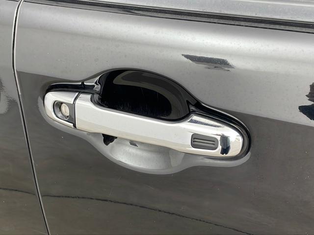 ヴォクシー ハイブリッドV ・寒冷地仕様・社外ナビ・社外フリップダウンモニター・フルセグ・両側パワースライドドア・社外前ドライブレコーダー・置くだけ充電・バックカメラ・LEDライト・ETC・DVD・社外エアロ・クルコン・フォグ(48枚目)