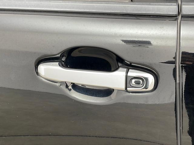 ヴォクシー ハイブリッドV ・寒冷地仕様・社外ナビ・社外フリップダウンモニター・フルセグ・両側パワースライドドア・社外前ドライブレコーダー・置くだけ充電・バックカメラ・LEDライト・ETC・DVD・社外エアロ・クルコン・フォグ(49枚目)