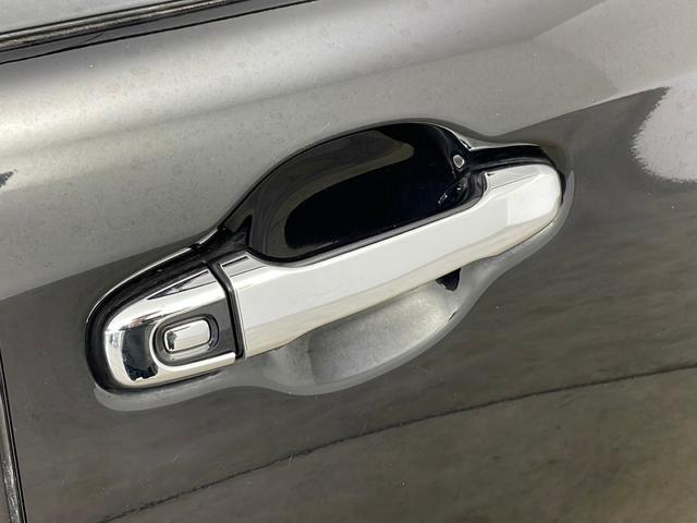 ヴォクシー ハイブリッドV ・寒冷地仕様・社外ナビ・社外フリップダウンモニター・フルセグ・両側パワースライドドア・社外前ドライブレコーダー・置くだけ充電・バックカメラ・LEDライト・ETC・DVD・社外エアロ・クルコン・フォグ(51枚目)