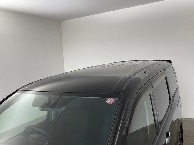 ヴォクシー ハイブリッドV ・寒冷地仕様・社外ナビ・社外フリップダウンモニター・フルセグ・両側パワースライドドア・社外前ドライブレコーダー・置くだけ充電・バックカメラ・LEDライト・ETC・DVD・社外エアロ・クルコン・フォグ(53枚目)