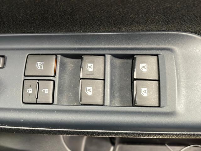 ヴォクシー ハイブリッドV ・寒冷地仕様・社外ナビ・社外フリップダウンモニター・フルセグ・両側パワースライドドア・社外前ドライブレコーダー・置くだけ充電・バックカメラ・LEDライト・ETC・DVD・社外エアロ・クルコン・フォグ(75枚目)