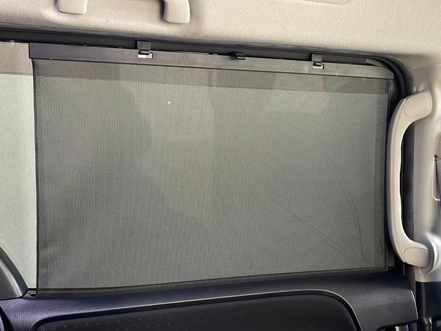 ヴォクシー ハイブリッドV ・寒冷地仕様・社外ナビ・社外フリップダウンモニター・フルセグ・両側パワースライドドア・社外前ドライブレコーダー・置くだけ充電・バックカメラ・LEDライト・ETC・DVD・社外エアロ・クルコン・フォグ(77枚目)