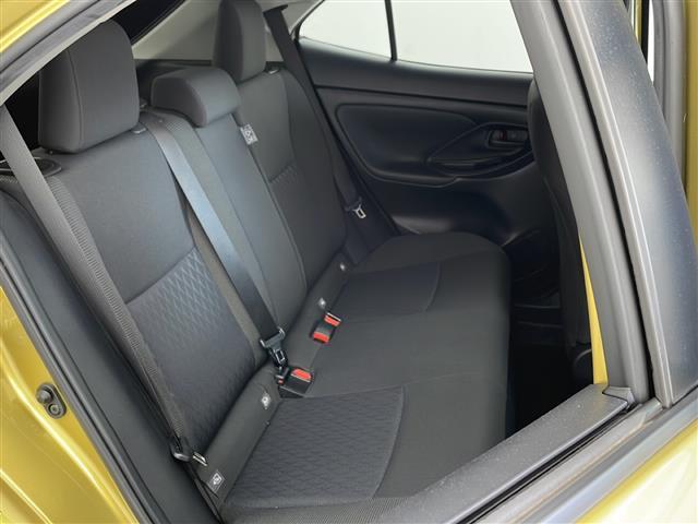 ヤリスクロス ハイブリッドG ワンオーナー車 純正8インチディスプレイオーディオ バックカメラ トヨタセーフティセンス ブラインドスポットモニター 革巻きステアリング 純正アルミホイールタイヤ LEDヘッドライト スペアキー(11枚目)