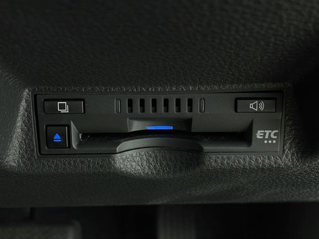 ヤリスクロス ハイブリッドG ワンオーナー車 純正8インチディスプレイオーディオ バックカメラ トヨタセーフティセンス ブラインドスポットモニター 革巻きステアリング 純正アルミホイールタイヤ LEDヘッドライト スペアキー(30枚目)