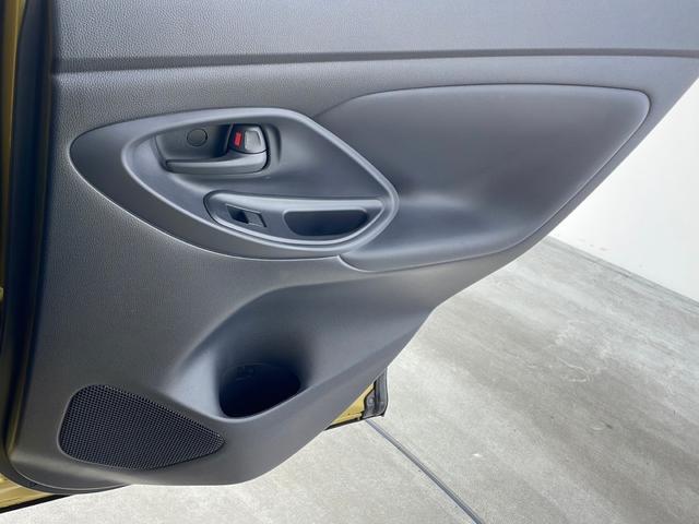 ヤリスクロス ハイブリッドG ワンオーナー車 純正8インチディスプレイオーディオ バックカメラ トヨタセーフティセンス ブラインドスポットモニター 革巻きステアリング 純正アルミホイールタイヤ LEDヘッドライト スペアキー(72枚目)