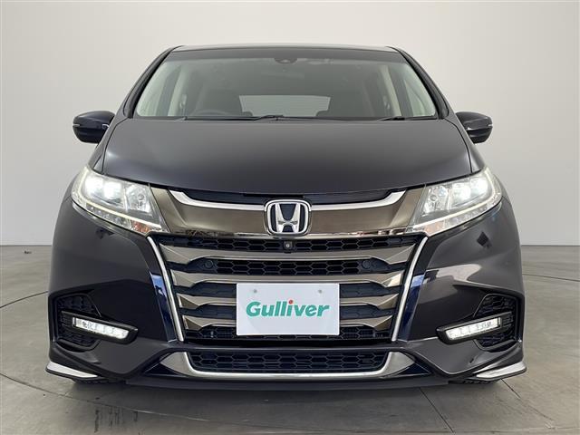 オデッセイハイブリッド ハイブリッドアブソルート・ＥＸホンダセンシング　純正インターナビ　純正フリップダウン　全方位カメラ　両側電動スライド　ＢＳＭ　衝突軽減　レーダークルーズコントロール　ハーフレザー　レーンキープ　社外１９インチＡＷ　ＬＥＤライト　ＥＴＣ　ＴＶ　ＢＴ（4枚目）