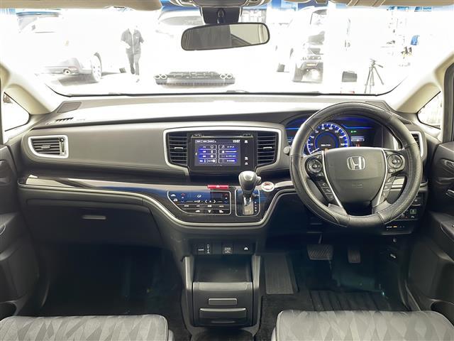 オデッセイハイブリッド ハイブリッドアブソルート・ＥＸホンダセンシング　純正インターナビ　純正フリップダウン　全方位カメラ　両側電動スライド　ＢＳＭ　衝突軽減　レーダークルーズコントロール　ハーフレザー　レーンキープ　社外１９インチＡＷ　ＬＥＤライト　ＥＴＣ　ＴＶ　ＢＴ（42枚目）