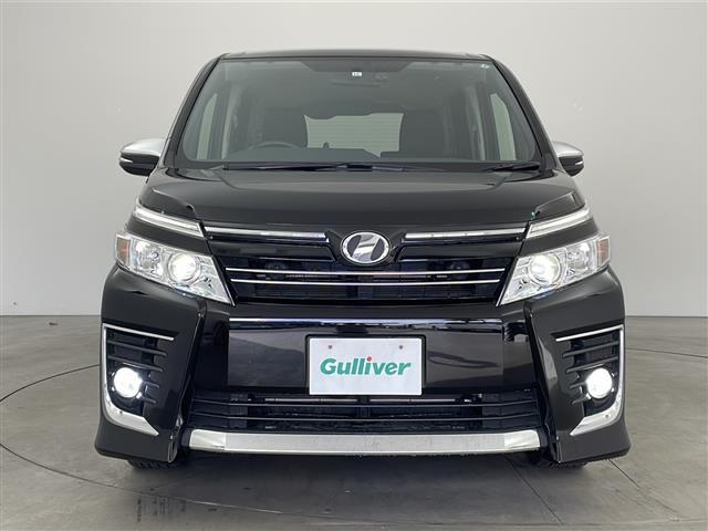 ヴォクシー ＺＳ　煌　純正ナビ　バックカメラ　両側パワースライドドア　純正ドラレコ　ＬＥＤヘッドライト　純正１６インチＡＷ　ビルトインＥＴＣ　フルセグＴＶ　ＢＴ　プッシュスタート　フォグランプ　オートライト　スマートキー（4枚目）