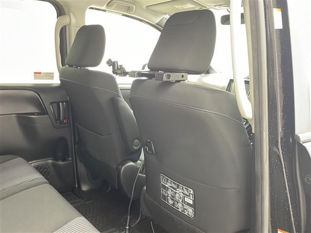 ヴォクシー ＺＳ　煌　純正ナビ　バックカメラ　両側パワースライドドア　純正ドラレコ　ＬＥＤヘッドライト　純正１６インチＡＷ　ビルトインＥＴＣ　フルセグＴＶ　ＢＴ　プッシュスタート　フォグランプ　オートライト　スマートキー（10枚目）