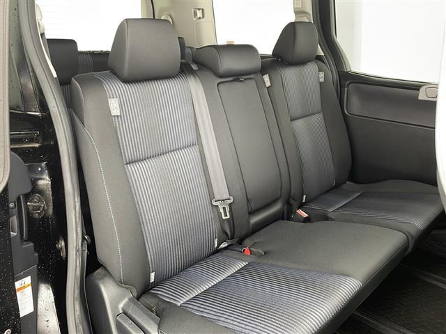 ヴォクシー ＺＳ　煌　純正ナビ　バックカメラ　両側パワースライドドア　純正ドラレコ　ＬＥＤヘッドライト　純正１６インチＡＷ　ビルトインＥＴＣ　フルセグＴＶ　ＢＴ　プッシュスタート　フォグランプ　オートライト　スマートキー（11枚目）