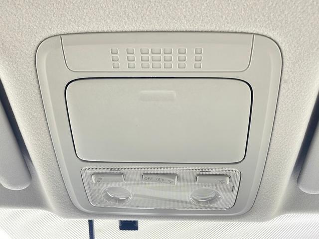 ヴォクシー ＺＳ　煌　純正ナビ　バックカメラ　両側パワースライドドア　純正ドラレコ　ＬＥＤヘッドライト　純正１６インチＡＷ　ビルトインＥＴＣ　フルセグＴＶ　ＢＴ　プッシュスタート　フォグランプ　オートライト　スマートキー（67枚目）