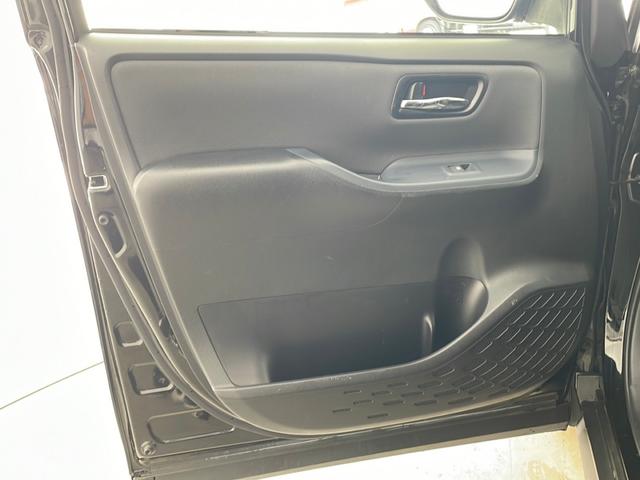 ヴォクシー ＺＳ　煌　純正ナビ　バックカメラ　両側パワースライドドア　純正ドラレコ　ＬＥＤヘッドライト　純正１６インチＡＷ　ビルトインＥＴＣ　フルセグＴＶ　ＢＴ　プッシュスタート　フォグランプ　オートライト　スマートキー（75枚目）