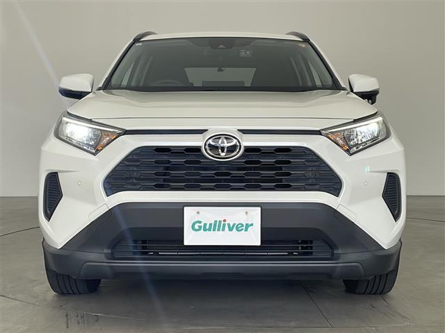 ＲＡＶ４ Ｘ　純正ナビ　フルセグ　ＢＴ　衝突軽減　ルーフレール　レーダークルーズ　キープレーン　クリアランスソナー　前後ドラレコ　ＬＥＤライト　ビルトインＥＴＣ　プッシュスタート　オートマチックハイビーム　ＴＶ（4枚目）