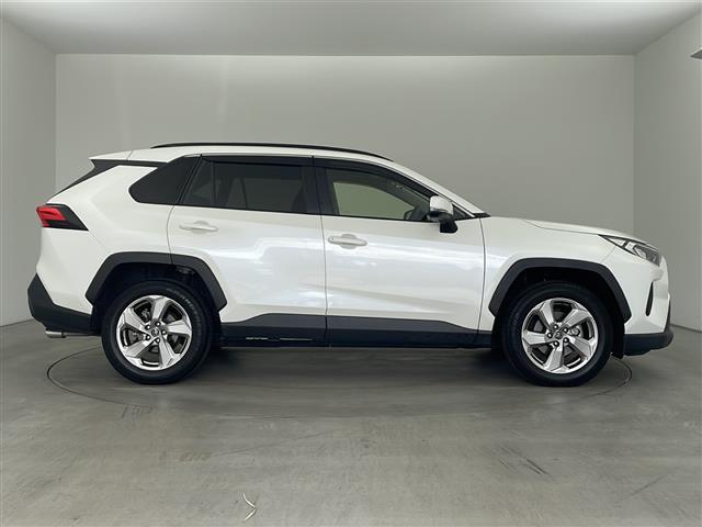 ＲＡＶ４ Ｘ　純正ナビ　フルセグ　ＢＴ　衝突軽減　ルーフレール　レーダークルーズ　キープレーン　クリアランスソナー　前後ドラレコ　ＬＥＤライト　ビルトインＥＴＣ　プッシュスタート　オートマチックハイビーム　ＴＶ（7枚目）