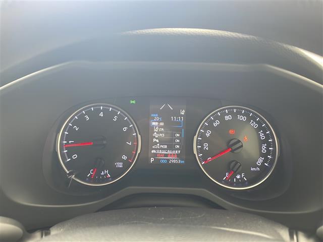 ＲＡＶ４ Ｘ　純正ナビ　フルセグ　ＢＴ　衝突軽減　ルーフレール　レーダークルーズ　キープレーン　クリアランスソナー　前後ドラレコ　ＬＥＤライト　ビルトインＥＴＣ　プッシュスタート　オートマチックハイビーム　ＴＶ（20枚目）