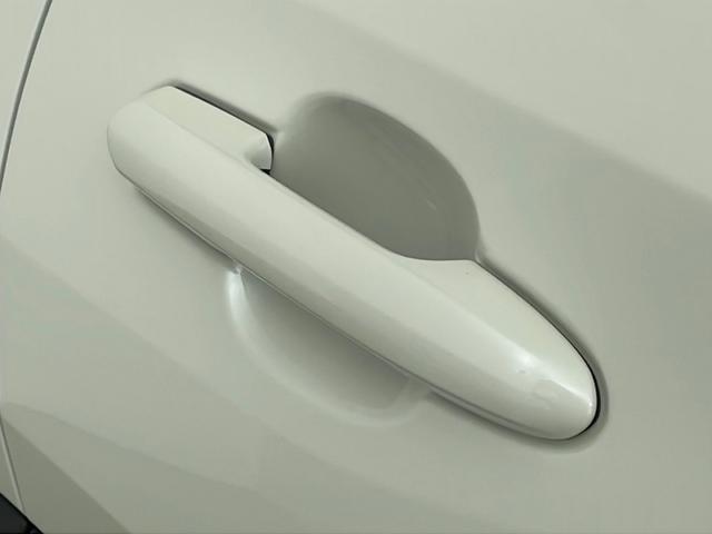 ＲＡＶ４ Ｘ　純正ナビ　フルセグ　ＢＴ　衝突軽減　ルーフレール　レーダークルーズ　キープレーン　クリアランスソナー　前後ドラレコ　ＬＥＤライト　ビルトインＥＴＣ　プッシュスタート　オートマチックハイビーム　ＴＶ（51枚目）