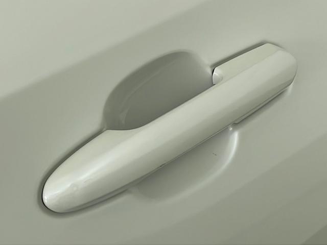 ＲＡＶ４ Ｘ　純正ナビ　フルセグ　ＢＴ　衝突軽減　ルーフレール　レーダークルーズ　キープレーン　クリアランスソナー　前後ドラレコ　ＬＥＤライト　ビルトインＥＴＣ　プッシュスタート　オートマチックハイビーム　ＴＶ（52枚目）