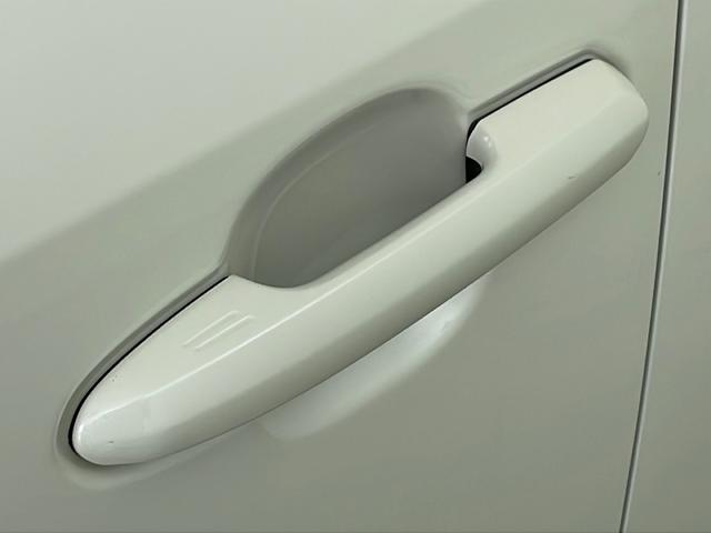 ＲＡＶ４ Ｘ　純正ナビ　フルセグ　ＢＴ　衝突軽減　ルーフレール　レーダークルーズ　キープレーン　クリアランスソナー　前後ドラレコ　ＬＥＤライト　ビルトインＥＴＣ　プッシュスタート　オートマチックハイビーム　ＴＶ（53枚目）