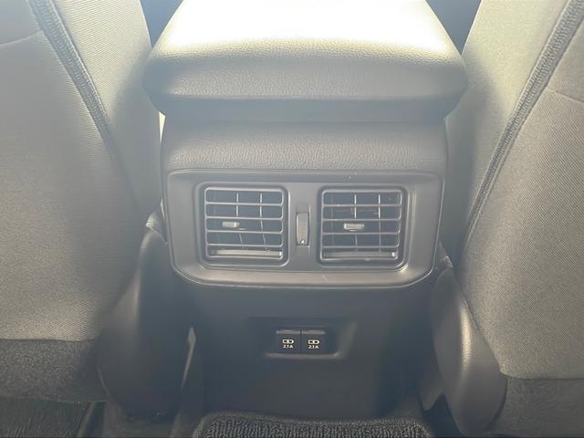 ＲＡＶ４ Ｘ　純正ナビ　フルセグ　ＢＴ　衝突軽減　ルーフレール　レーダークルーズ　キープレーン　クリアランスソナー　前後ドラレコ　ＬＥＤライト　ビルトインＥＴＣ　プッシュスタート　オートマチックハイビーム　ＴＶ（68枚目）