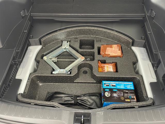 ＲＡＶ４ Ｘ　純正ナビ　フルセグ　ＢＴ　衝突軽減　ルーフレール　レーダークルーズ　キープレーン　クリアランスソナー　前後ドラレコ　ＬＥＤライト　ビルトインＥＴＣ　プッシュスタート　オートマチックハイビーム　ＴＶ（74枚目）